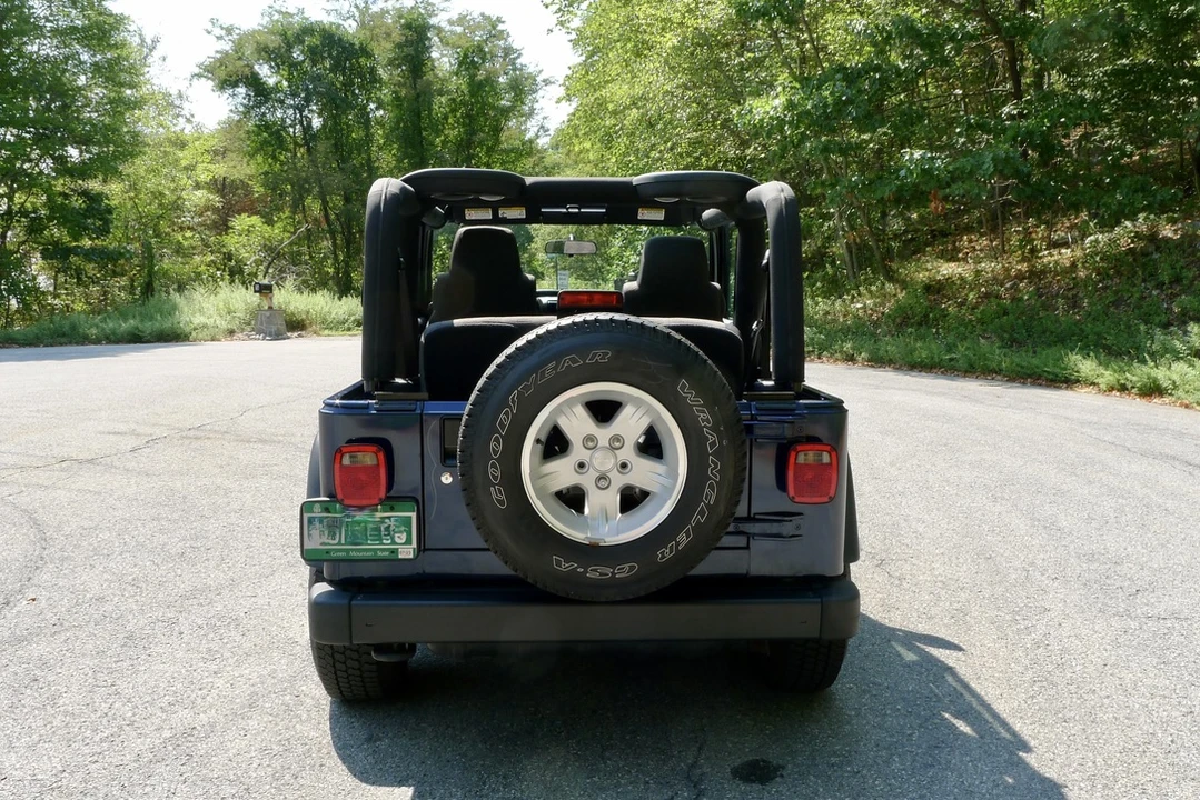 2004 Jeep TJ Wrangler - Image 16 of 31