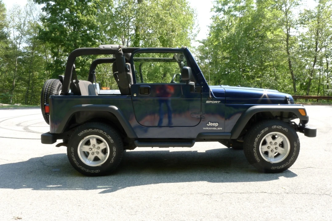 2004 Jeep TJ Wrangler - Image 14 of 31