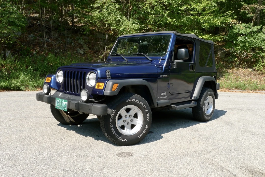 2004 Jeep TJ Wrangler - Image 2 of 31