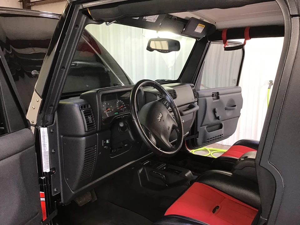 2004 Jeep TJ Wrangler - Image 17 of 31