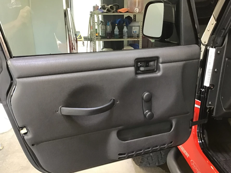 2004 Jeep TJ Wrangler - Image 16 of 31
