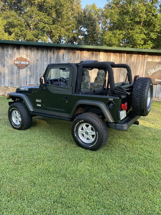 2004 Jeep TJ Wrangler - Image 10 of 31