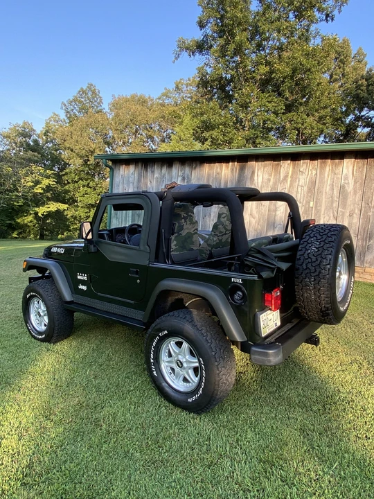 2004 Jeep TJ Wrangler - Image 9 of 31