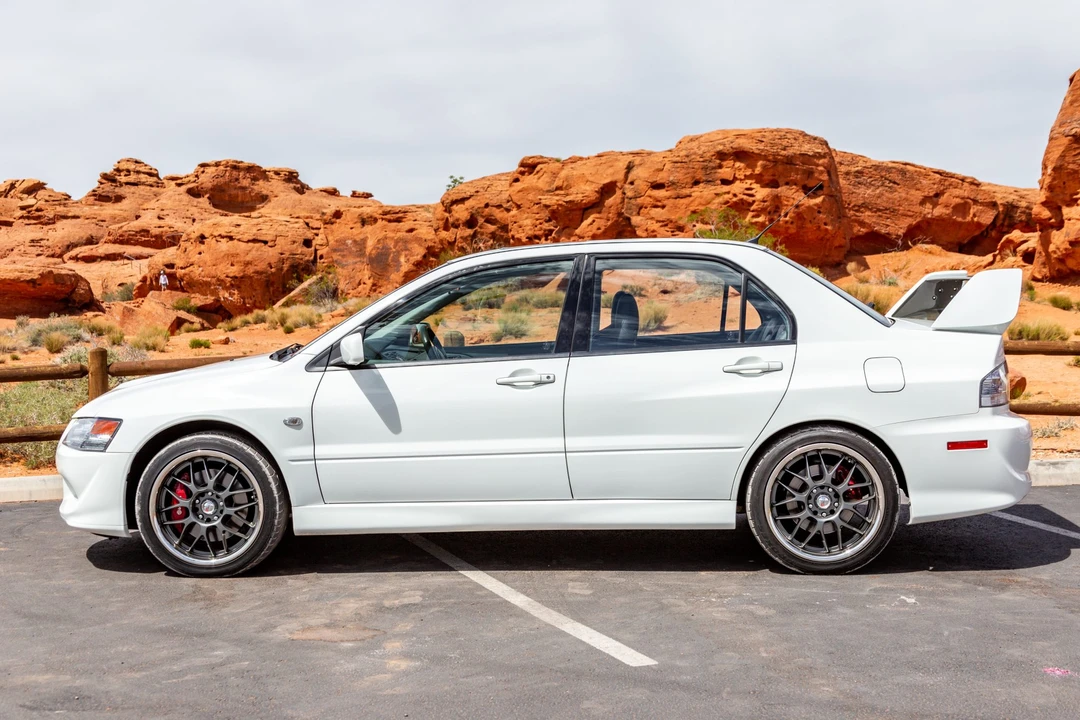 2004 Mitsubishi Lancer Evolution VIII 7th Gen - Image 16 of 31