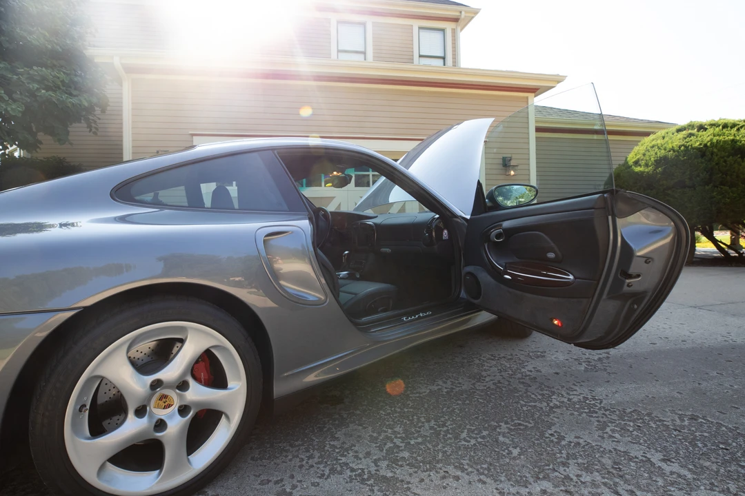 2004 Porsche 996 Turbo - Image 30 of 31