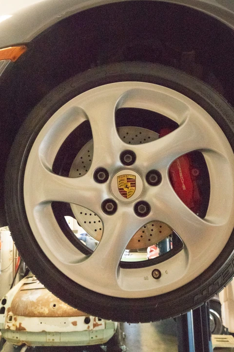 2004 Porsche 996 Turbo - Image 28 of 31