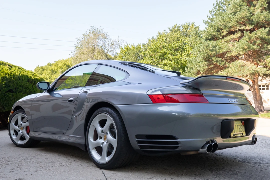 2004 Porsche 996 Turbo - Image 8 of 31
