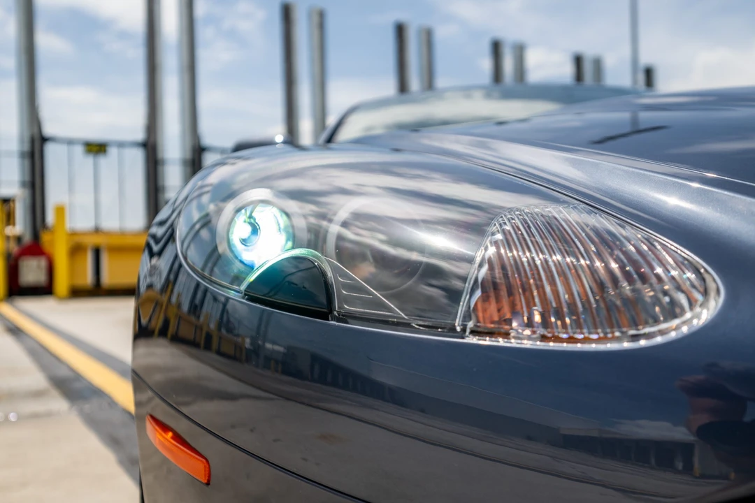 2005 Aston Martin DB9 - Image 16 of 31