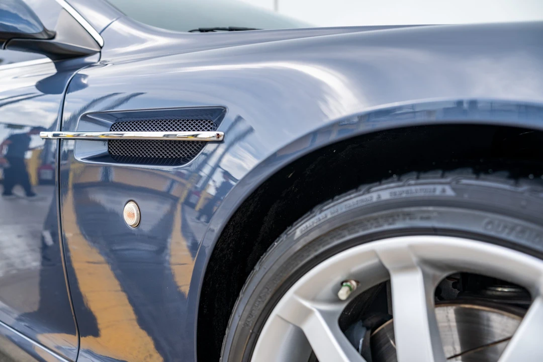 2005 Aston Martin DB9 - Image 22 of 31