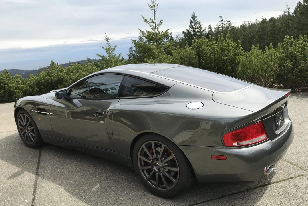 2005 Aston Martin Vanquish 1st Gen - Image 3 of 31
