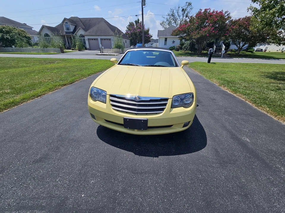 2005 Chrysler Crossfire - Image 13 of 31