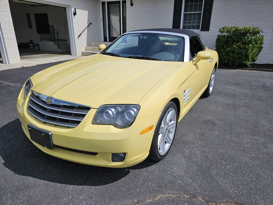 2005 Chrysler Crossfire - Image 15 of 31