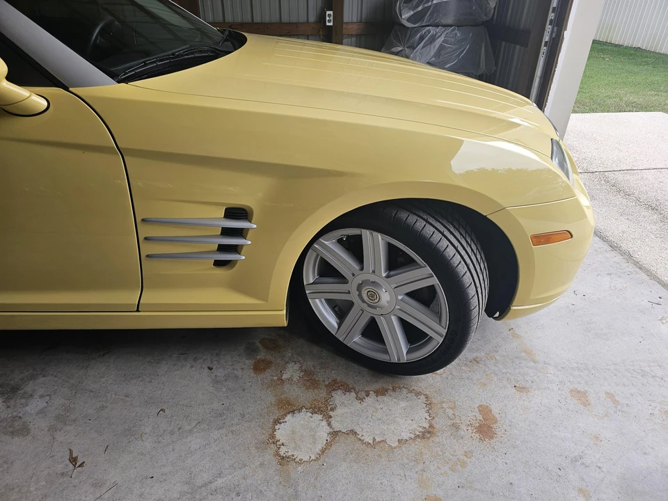 2005 Chrysler Crossfire - Image 26 of 31