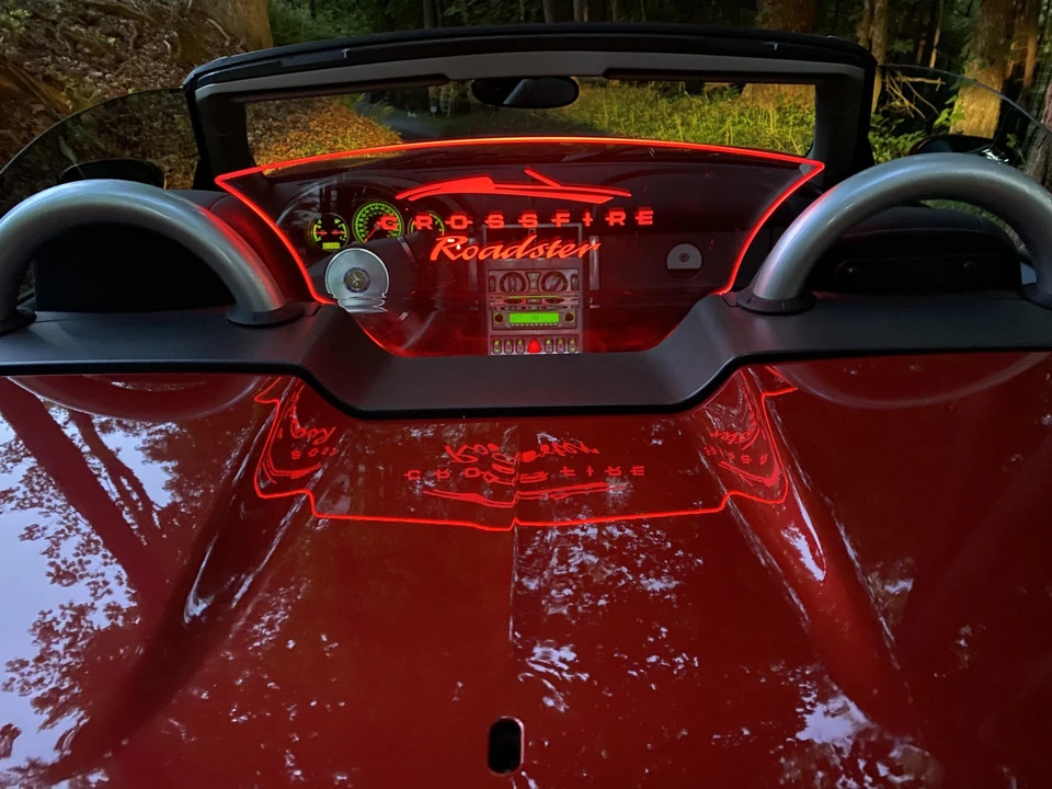2005 Chrysler Crossfire - Image 14 of 31