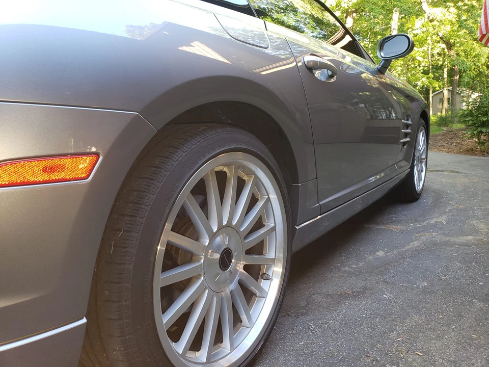 2005 Chrysler Crossfire - Image 21 of 31