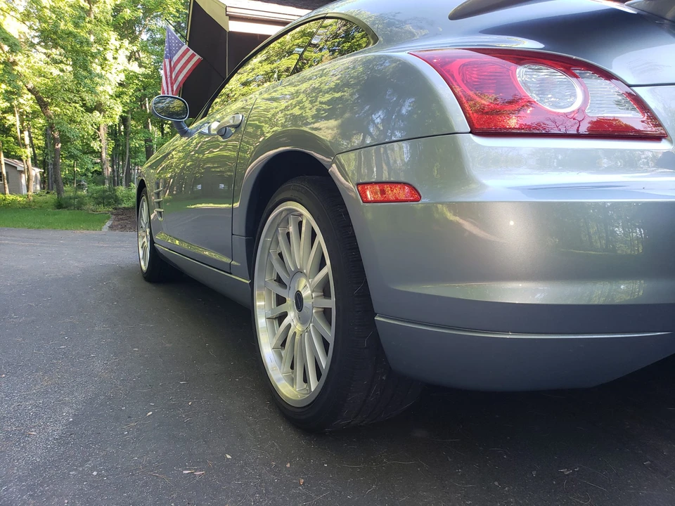 2005 Chrysler Crossfire - Image 27 of 31