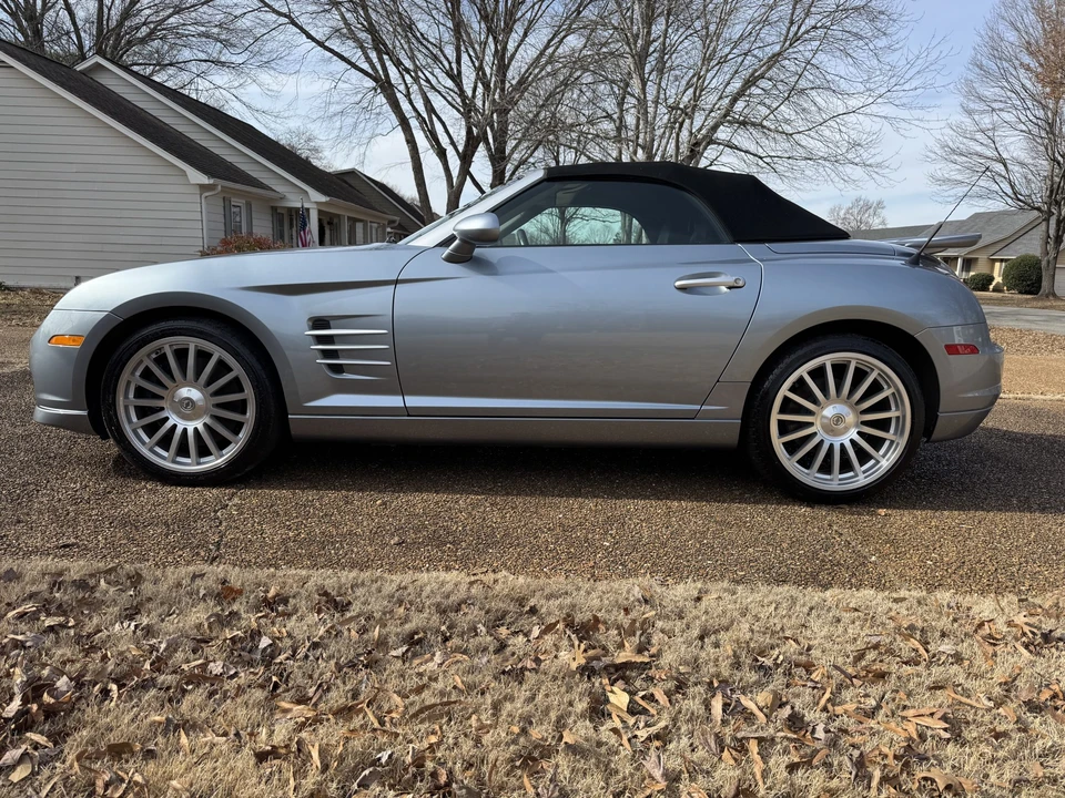 2005 Chrysler Crossfire - Image 13 of 31