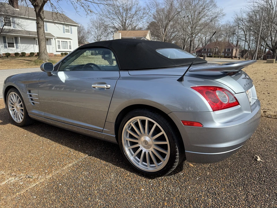 2005 Chrysler Crossfire - Image 12 of 31