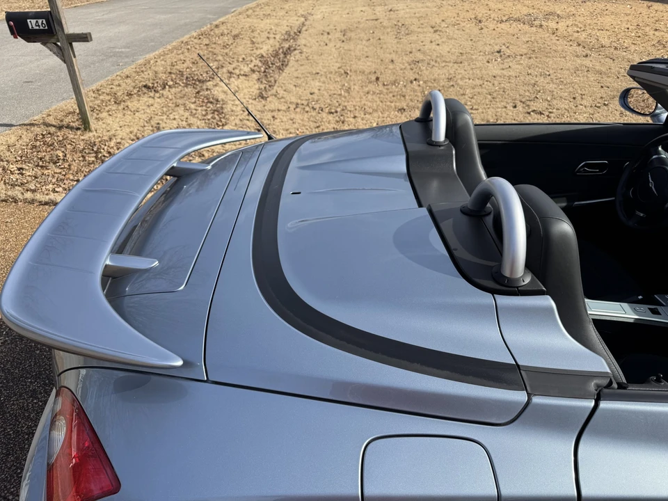 2005 Chrysler Crossfire - Image 16 of 31