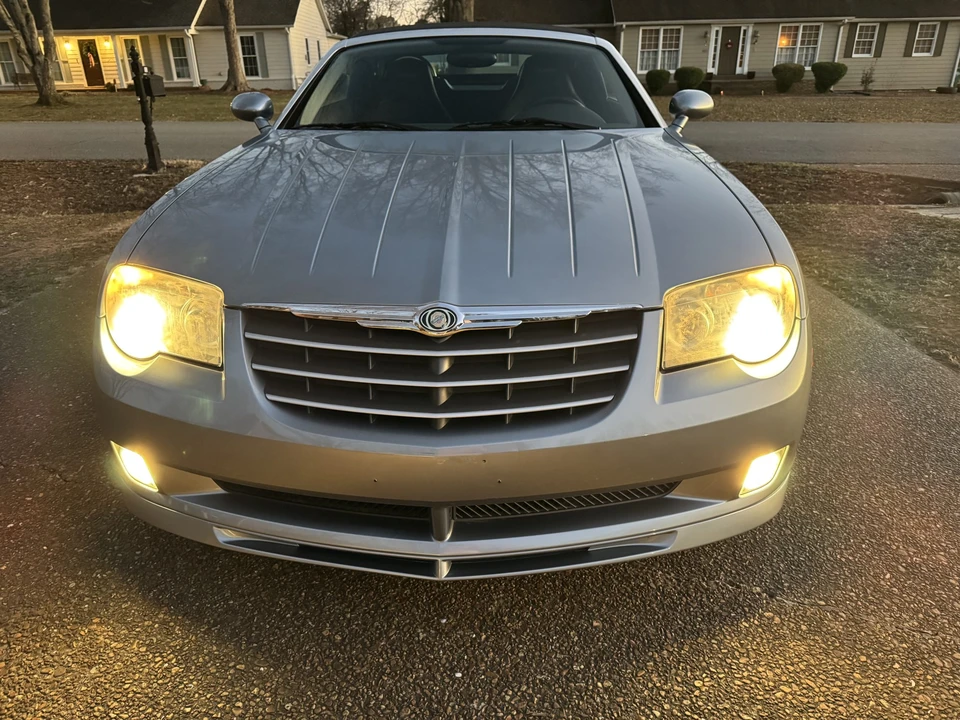 2005 Chrysler Crossfire - Image 5 of 31
