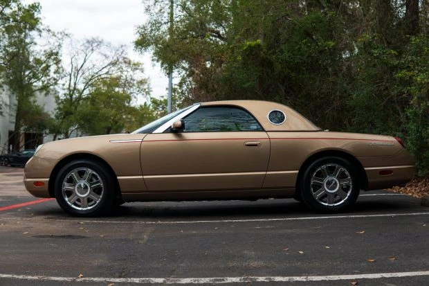 2005 Ford Thunderbird 11th Gen - Image 3 of 8