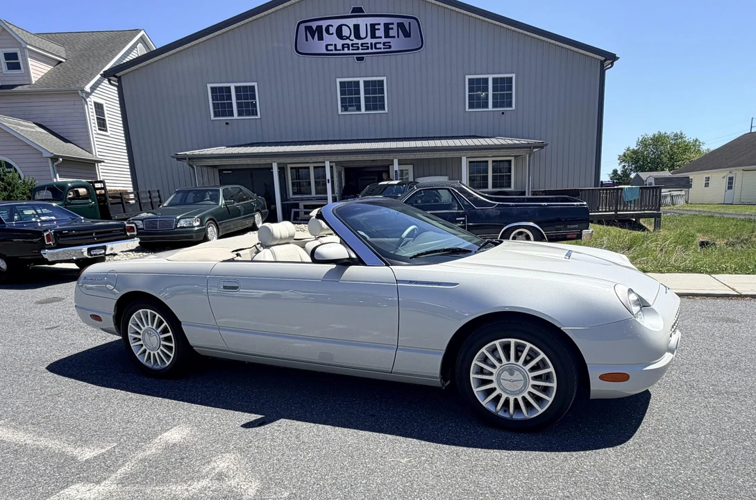 2005 Ford Thunderbird 11th Gen - Image 8 of 31