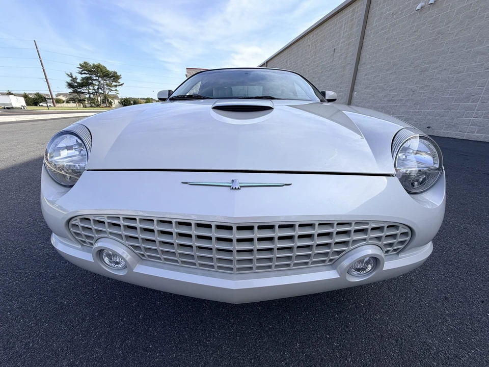 2005 Ford Thunderbird 11th Gen - Image 31 of 31