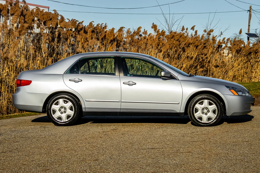 2005 Honda Accord 7th Gen - Image 14 of 31