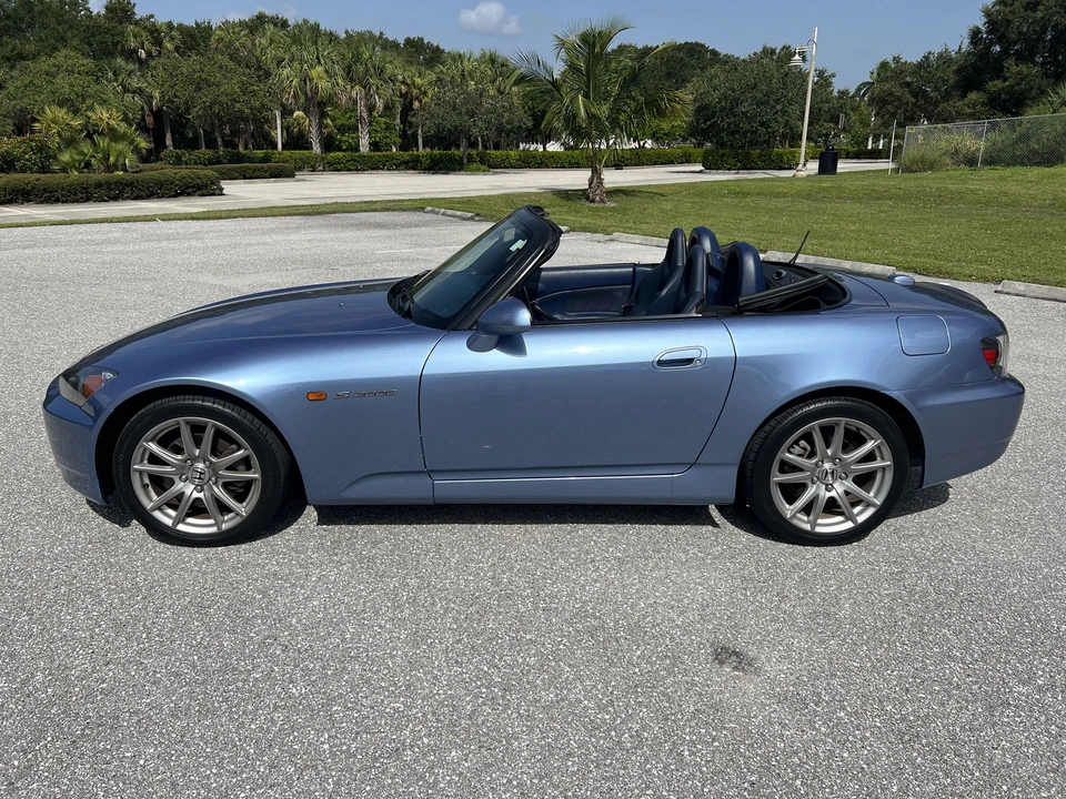 2005 Honda AP2 S2000 - Image 2 of 31