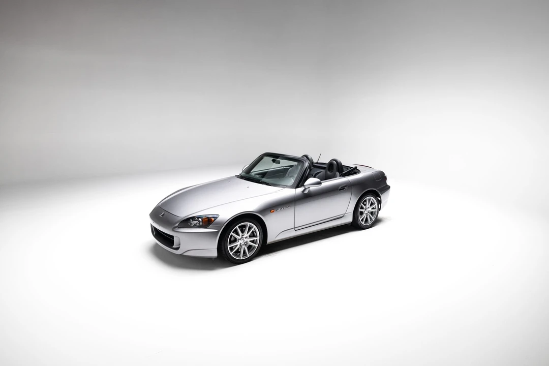 2005 Honda AP2 S2000 - Image 2 of 31