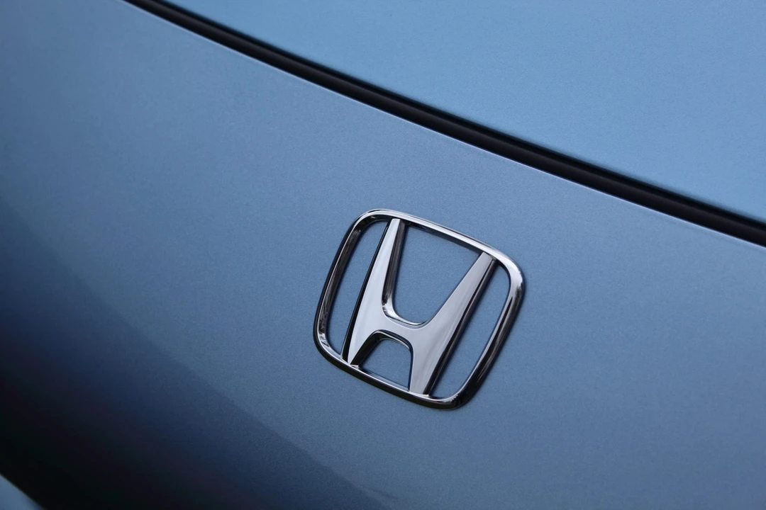 2005 Honda AP2 S2000 - Image 24 of 31