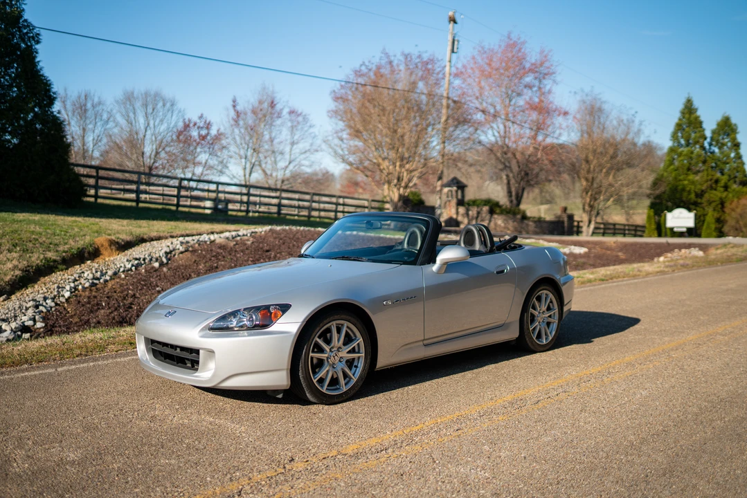 2005 Honda AP2 S2000 - Image 2 of 31
