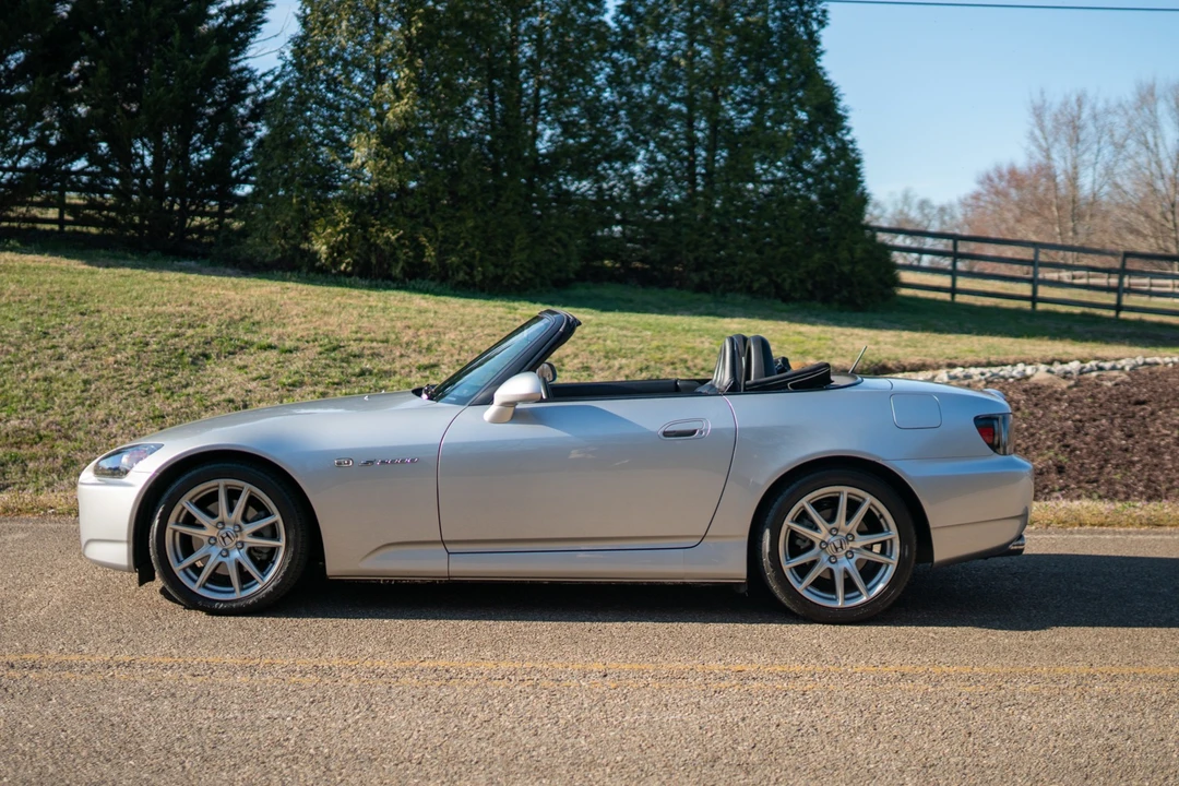 2005 Honda AP2 S2000 - Image 3 of 31