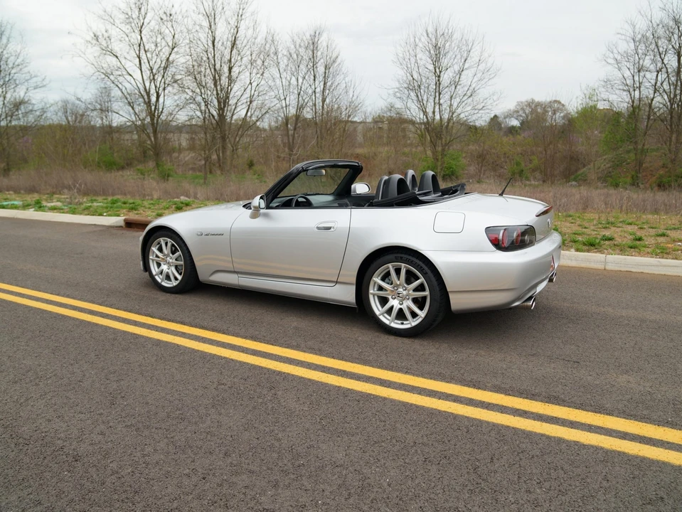2005 Honda AP2 S2000 - Image 21 of 31