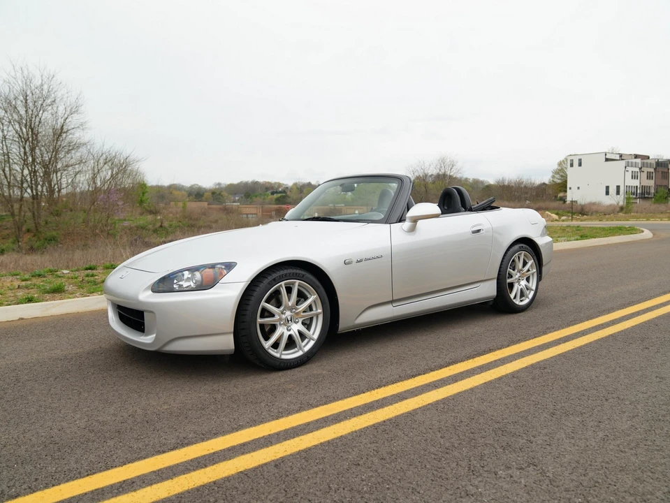 2005 Honda AP2 S2000 - Image 18 of 31