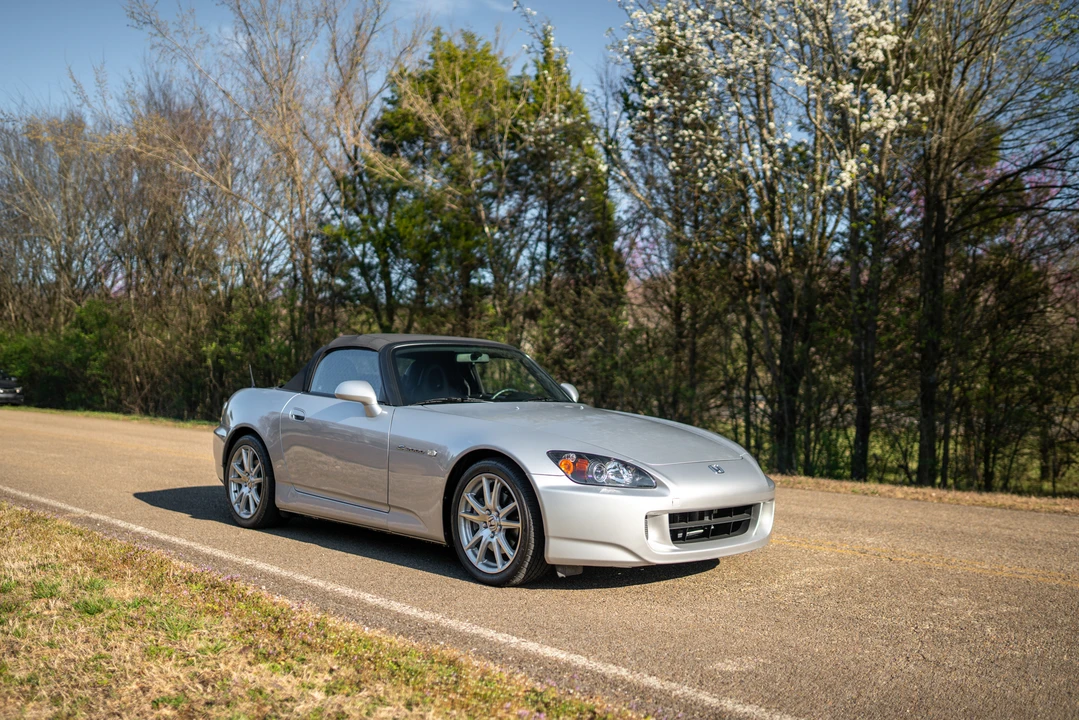2005 Honda AP2 S2000 - Image 15 of 31
