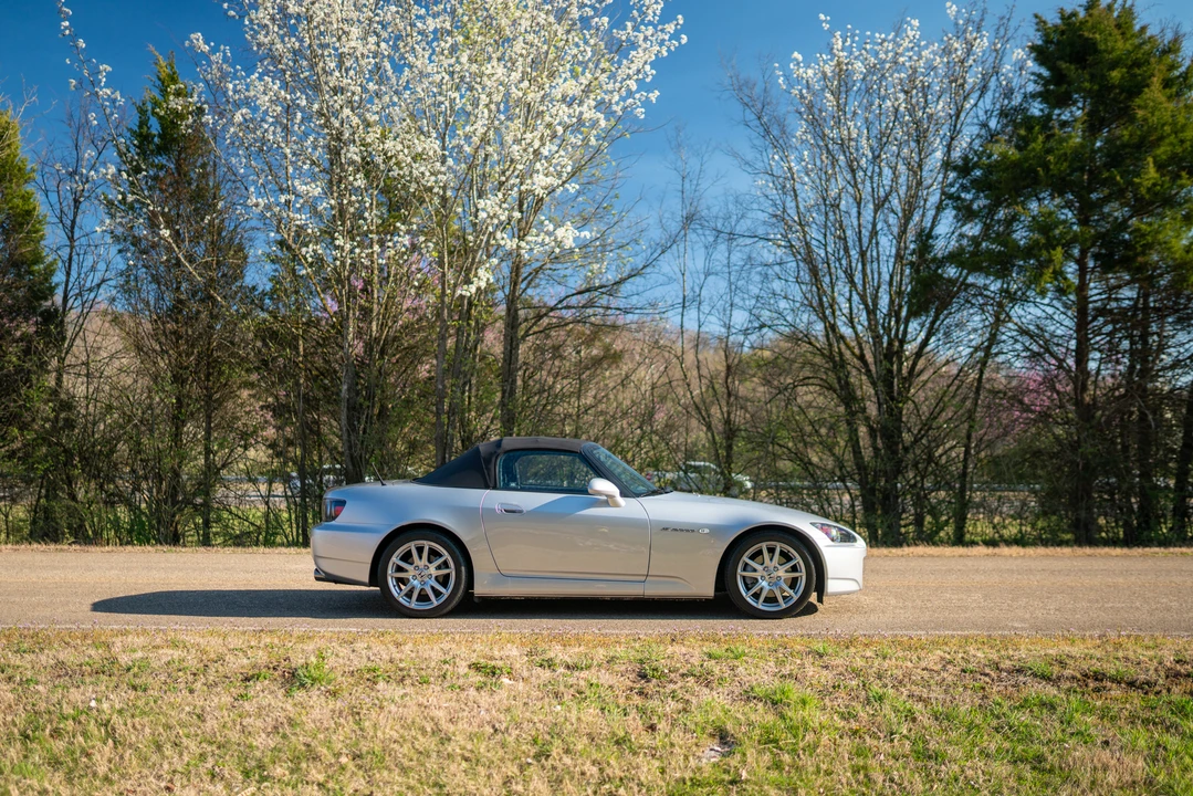2005 Honda AP2 S2000 - Image 14 of 31