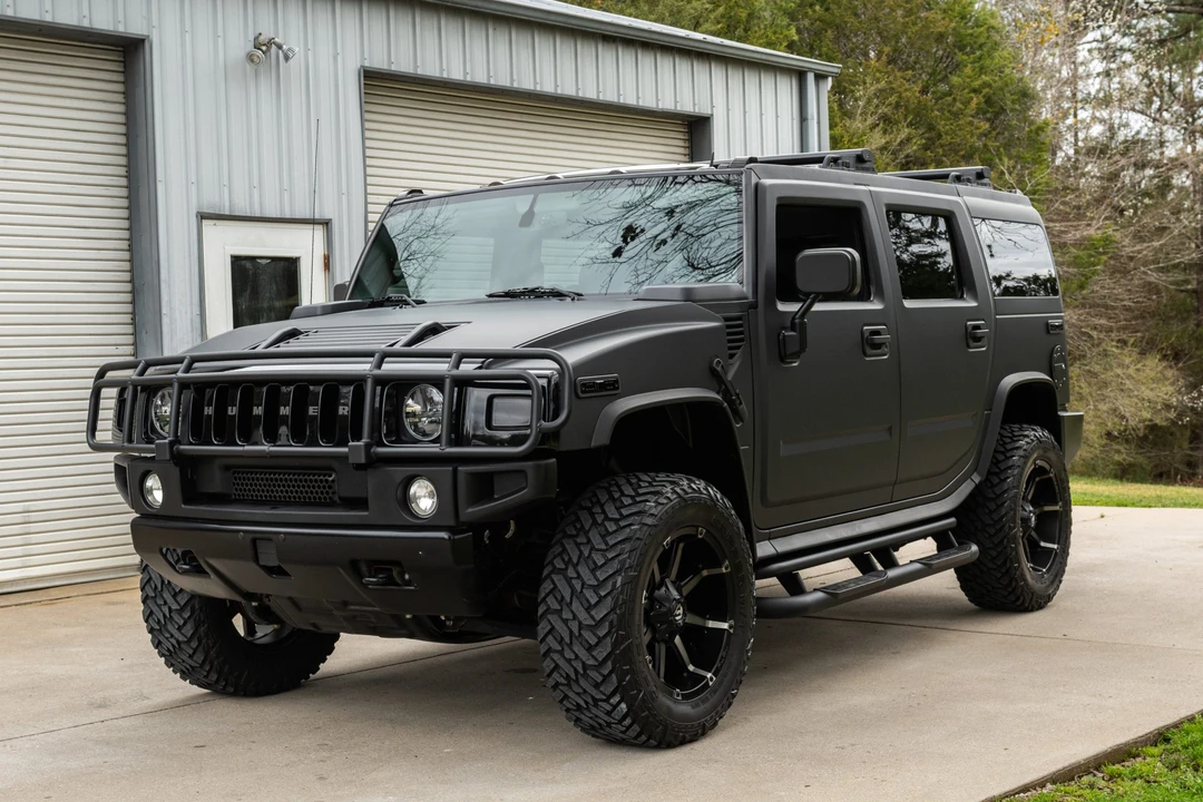 2005 Hummer Hummer H2 - Image 2 of 31