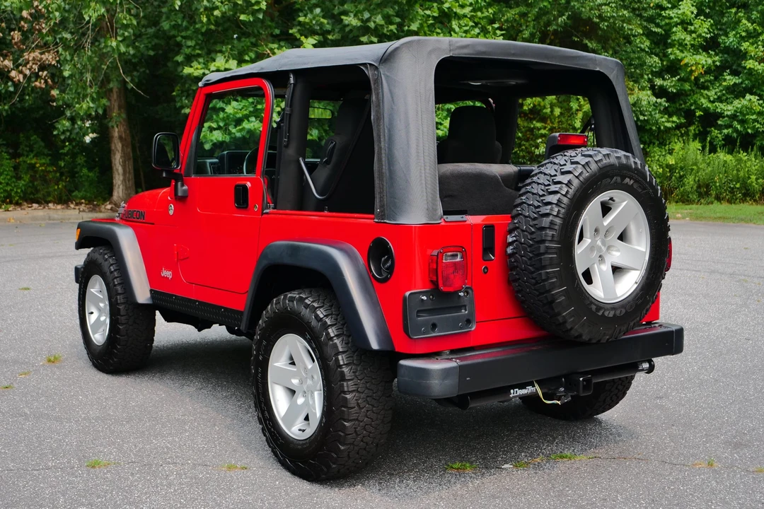 2005 Jeep TJ Wrangler - Image 18 of 31