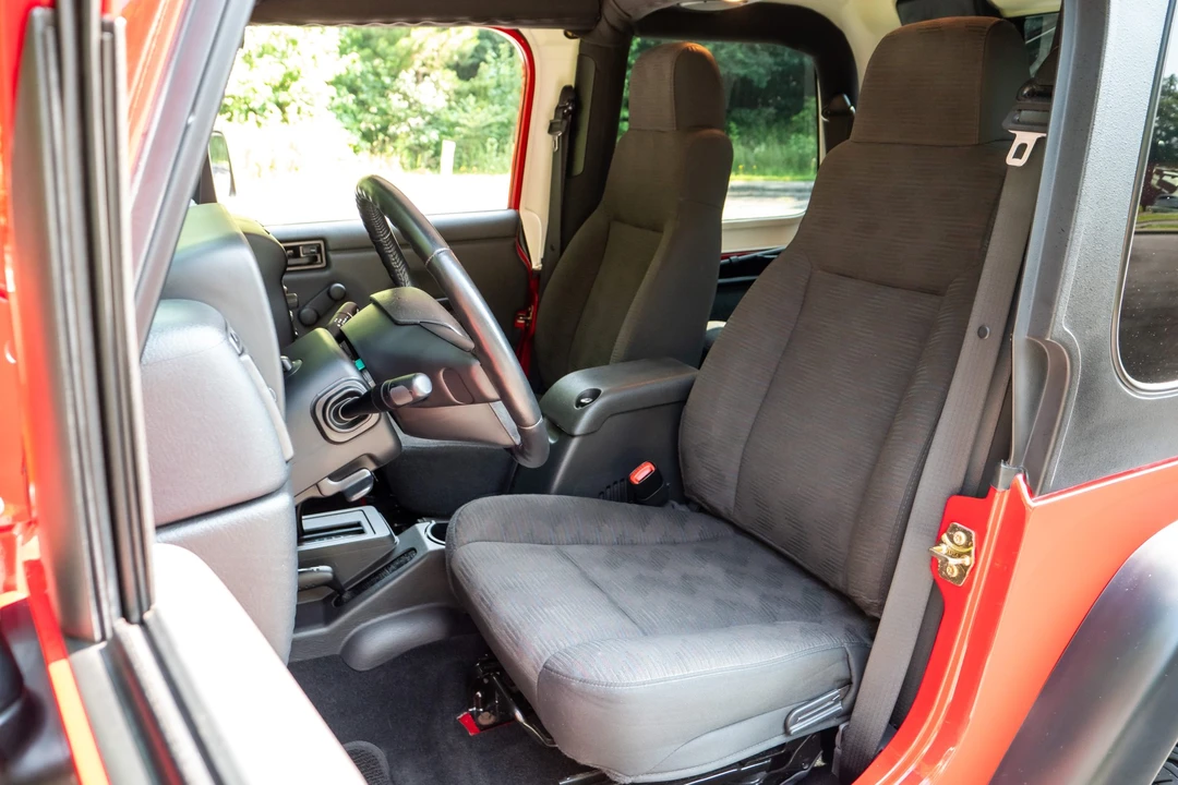 2005 Jeep TJ Wrangler - Image 30 of 31