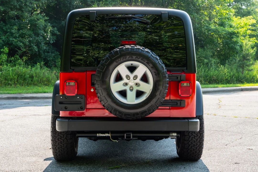 2005 Jeep TJ Wrangler - Image 9 of 31