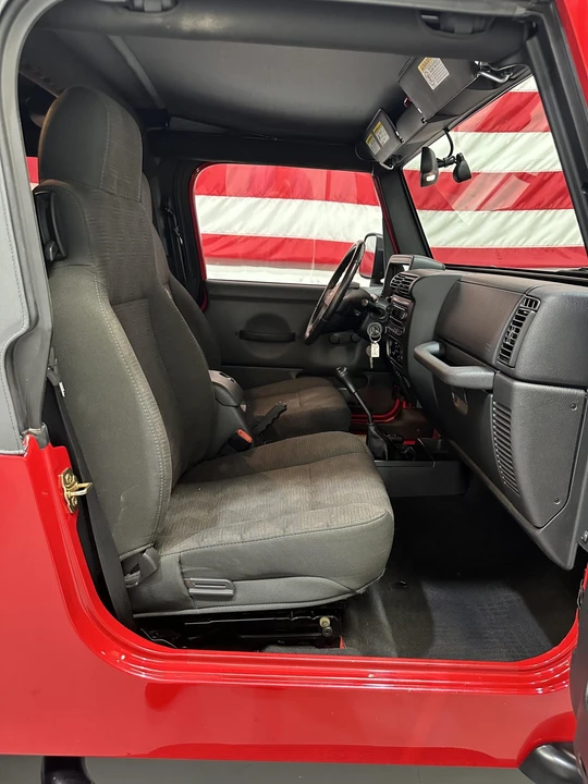 2005 Jeep TJ Wrangler - Image 15 of 31