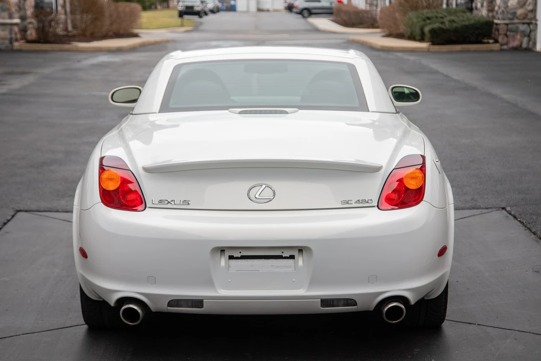 2005 Lexus SC430 - Image 11 of 31