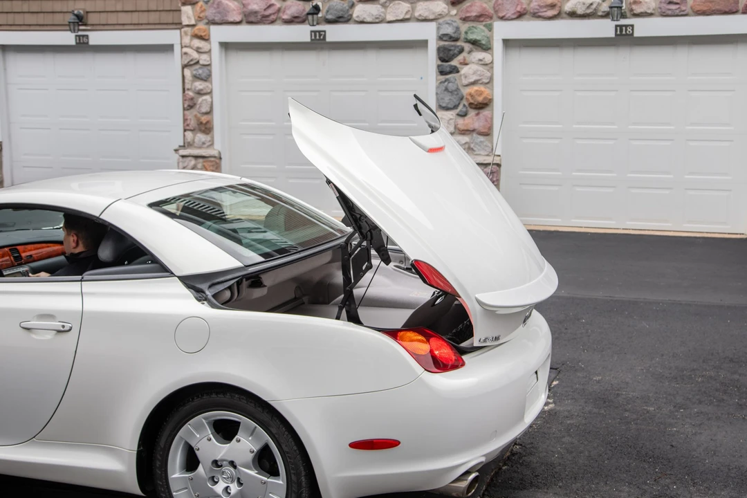 2005 Lexus SC430 - Image 26 of 31