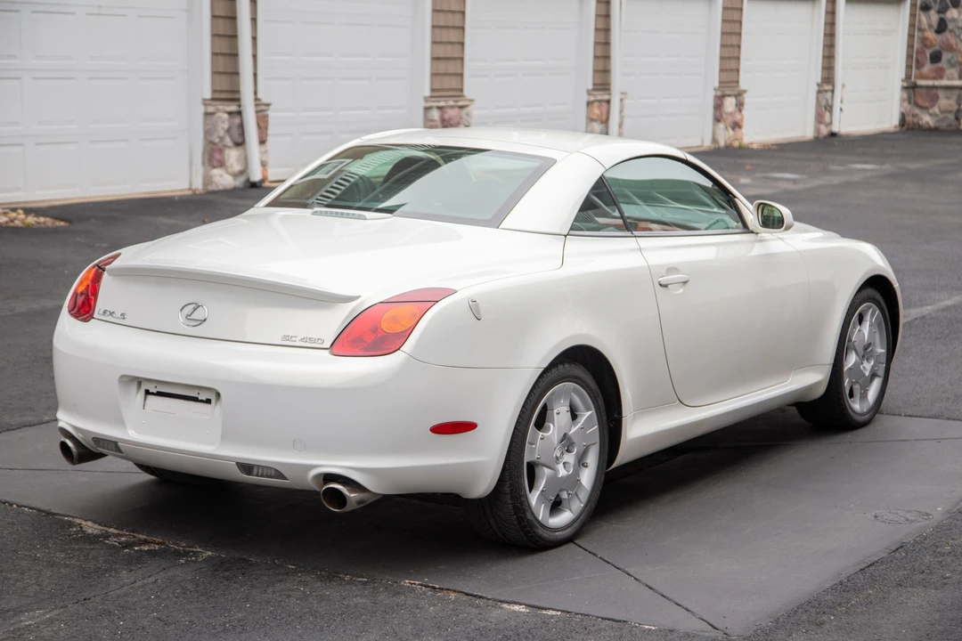 2005 Lexus SC430 - Image 9 of 31