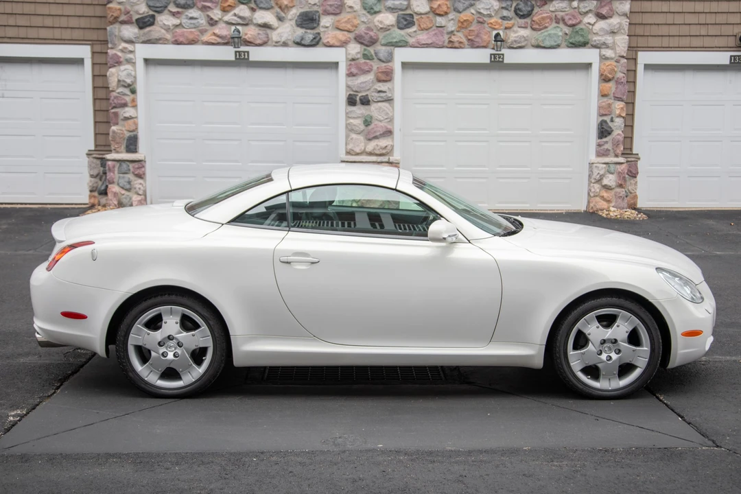 2005 Lexus SC430 - Image 7 of 31