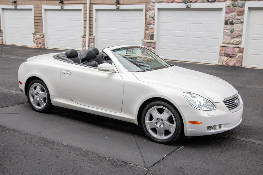 2005 Lexus SC430 - Image 17 of 31