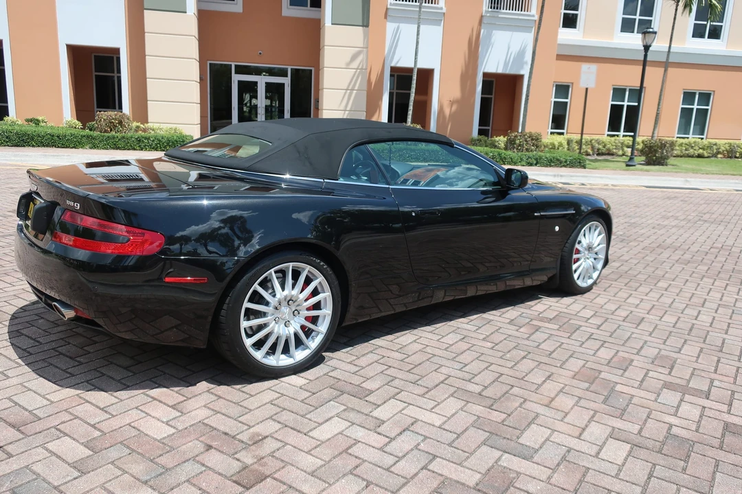 2006 Aston Martin DB9 - Image 25 of 31