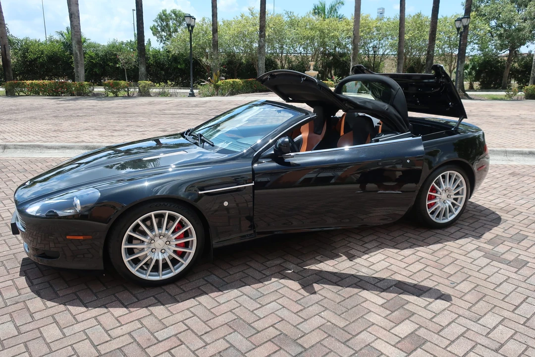 2006 Aston Martin DB9 - Image 14 of 31