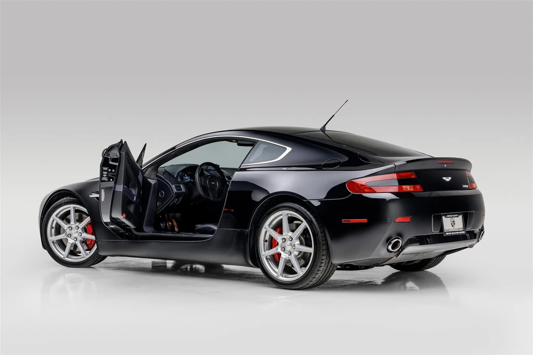 2006 Aston Martin V8 Vantage (2006-2017) - Image 10 of 31